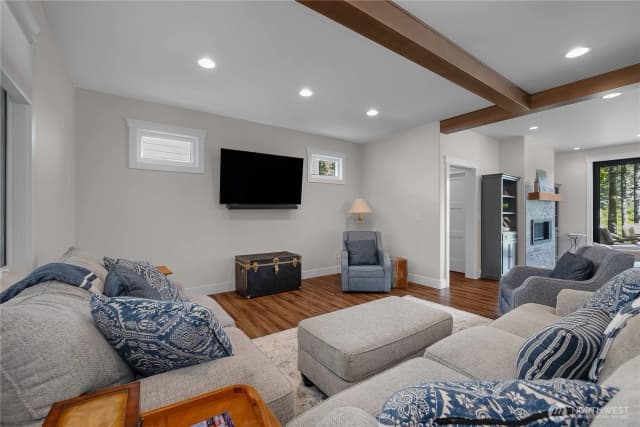 Property photo for 1061 E Ballantrae Drive, Shelton photo 5