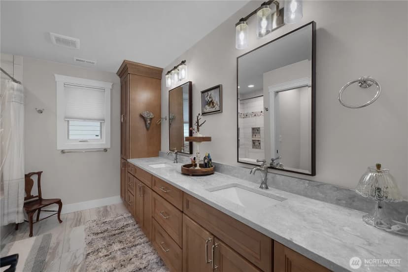 Property photo for 1061 E Ballantrae Drive, Shelton photo 18
