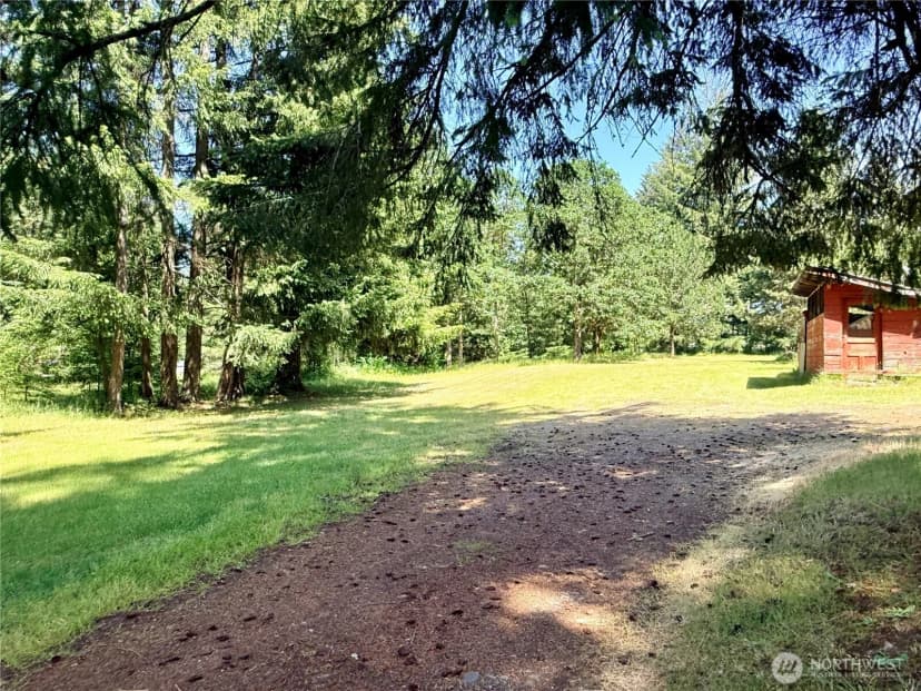 Property photo for 503 Centre Street N, Rainier photo 16