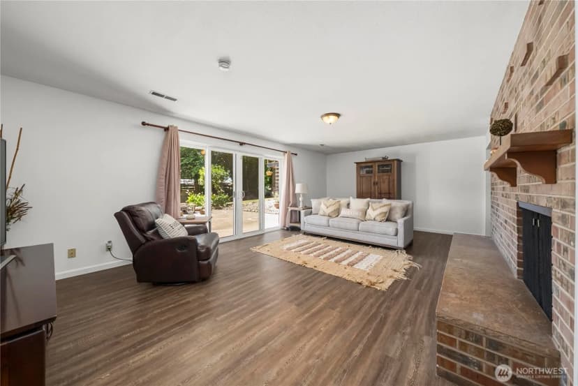 Property photo for 710 66th Avenue E, Fife photo 28