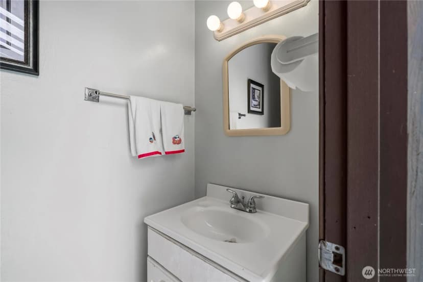 Property photo for 710 66th Avenue E, Fife photo 18