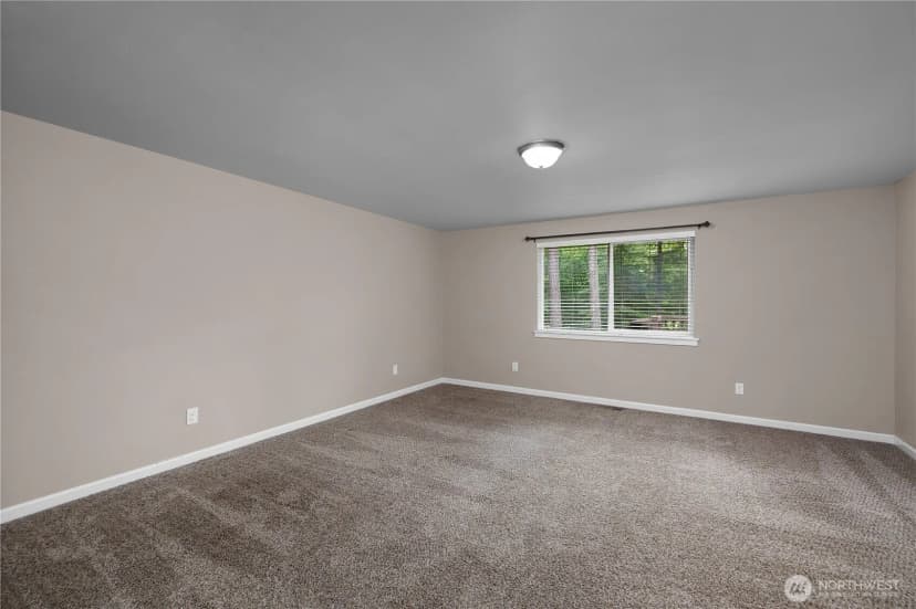 Property photo for 840 E Timberlake Drive E, Shelton photo 14