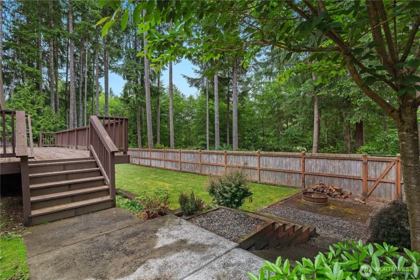 Property photo for 840 E Timberlake Drive E, Shelton photo 29