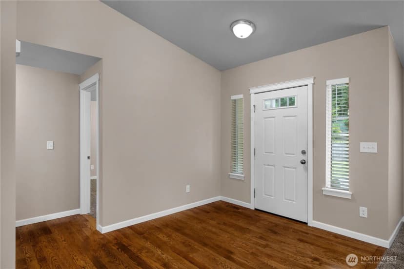 Property photo for 840 E Timberlake Drive E, Shelton photo 4