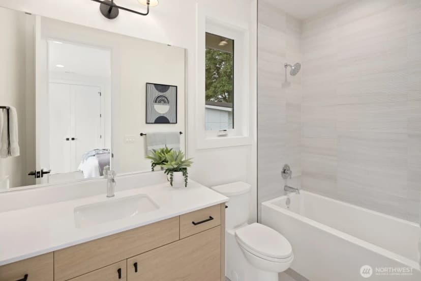 Property photo for 12729 Ne 112th Street, Kirkland photo 13