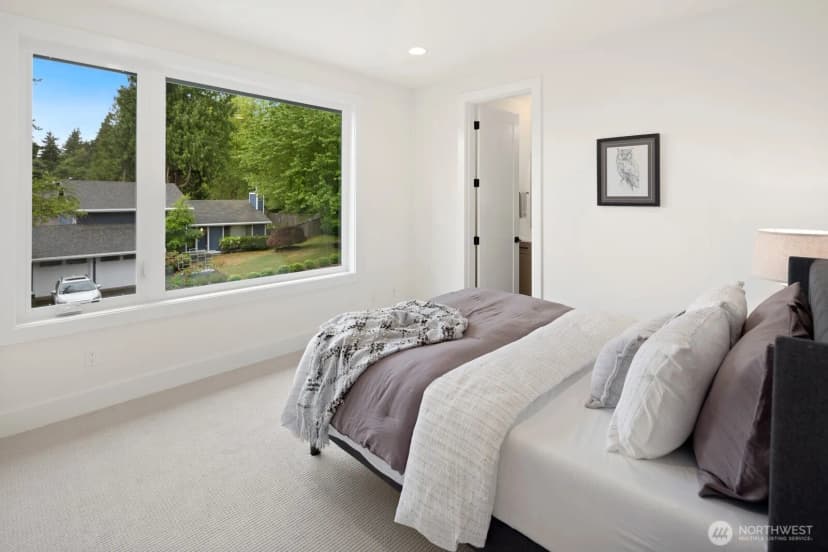Property photo for 12729 Ne 112th Street, Kirkland photo 25