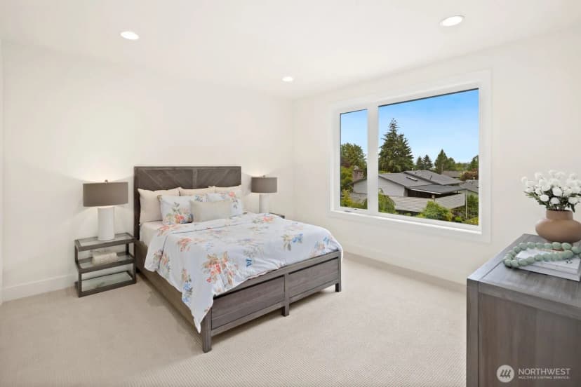 Property photo for 12729 Ne 112th Street, Kirkland photo 23