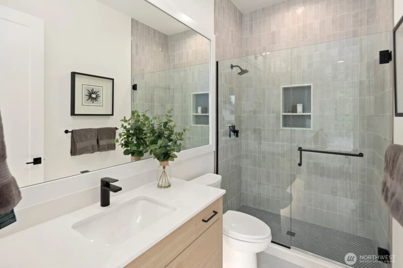 Property photo for 12729 Ne 112th Street, Kirkland photo 24