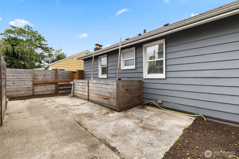 Property photo for 9456 21st Avenue Sw #c, Seattle photo 26