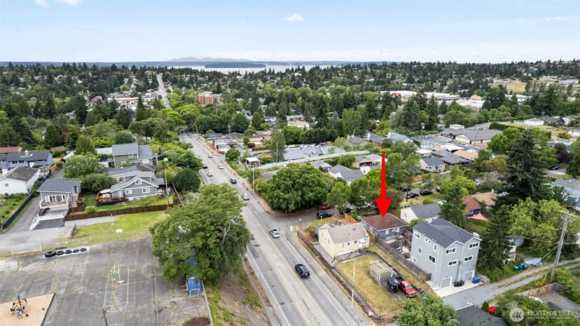 Property photo for 9456 21st Avenue Sw #c, Seattle photo 25