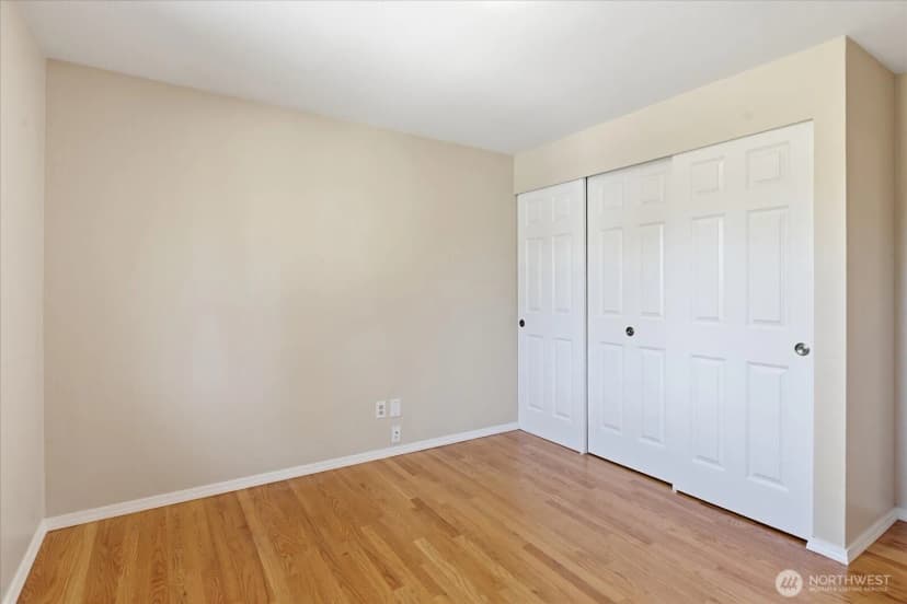 Property photo for 9216 169th Place Ne, Redmond photo 18