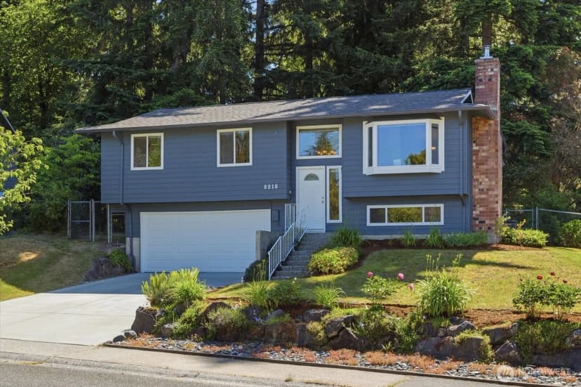 Property photo for 9216 169th Place Ne, Redmond photo 38