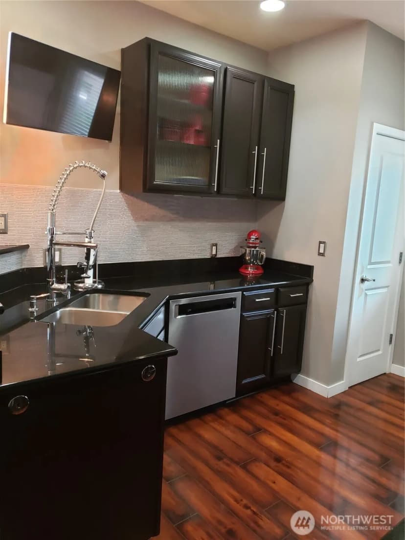 Property photo for 4818 Pointes Drive, Mukilteo photo 14