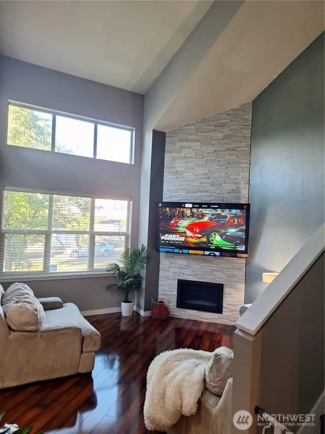 Property photo for 4818 Pointes Drive, Mukilteo photo 3