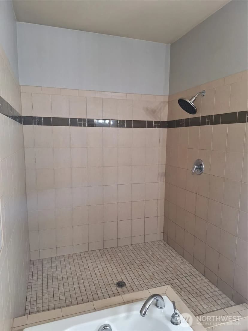 Property photo for 4818 Pointes Drive, Mukilteo photo 26