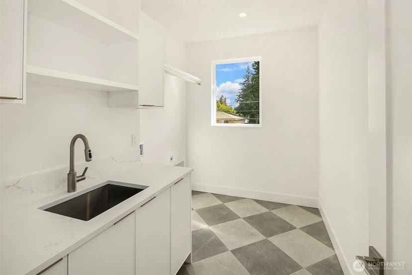 Property photo for 16503 Ne 25th Place, Bellevue photo 27