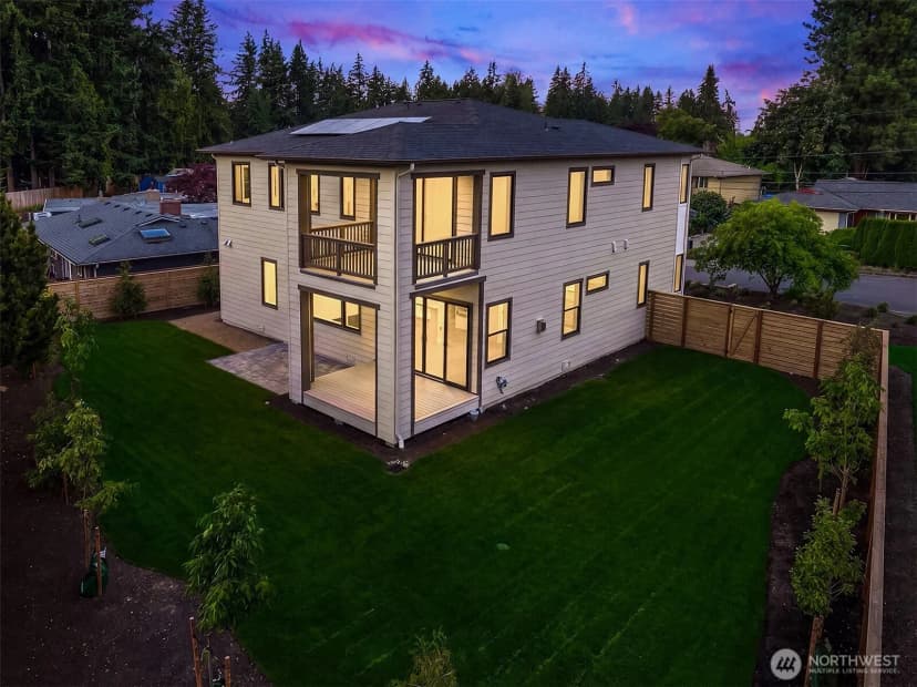 Property photo for 16503 Ne 25th Place, Bellevue photo 34
