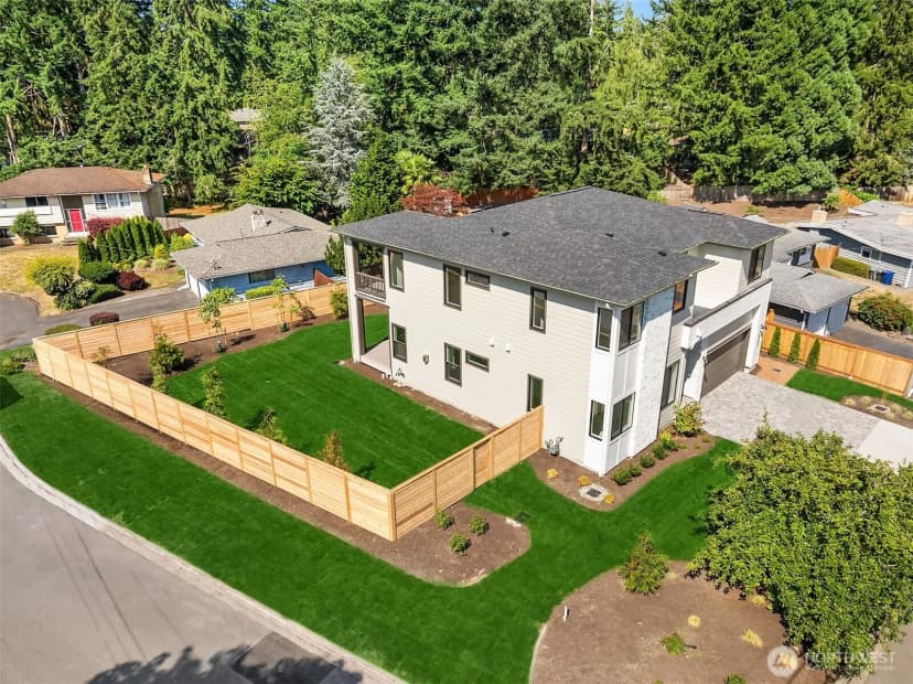 Property photo for 16503 Ne 25th Place, Bellevue photo 35