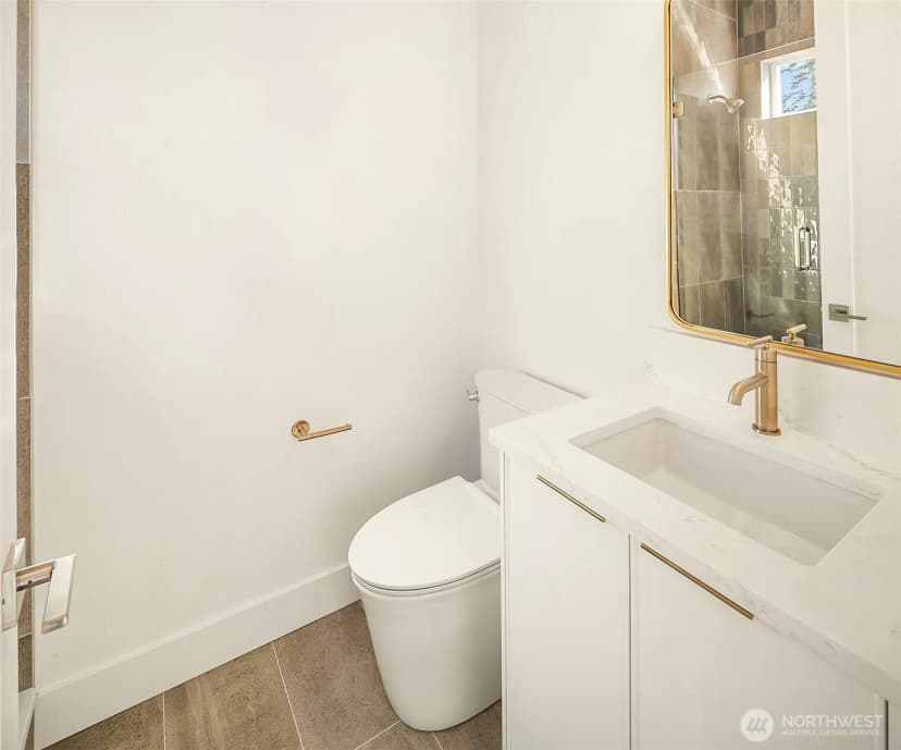 Property photo for 16503 Ne 25th Place, Bellevue photo 25