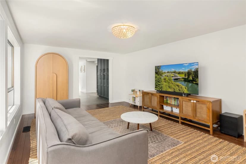 Property photo for 6322 Ne Lariat Loop, Bainbridge Island photo 18