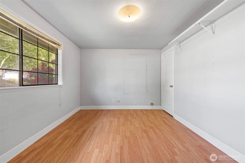 Property photo for 11419 Crestwood Drive S, Seattle photo 12