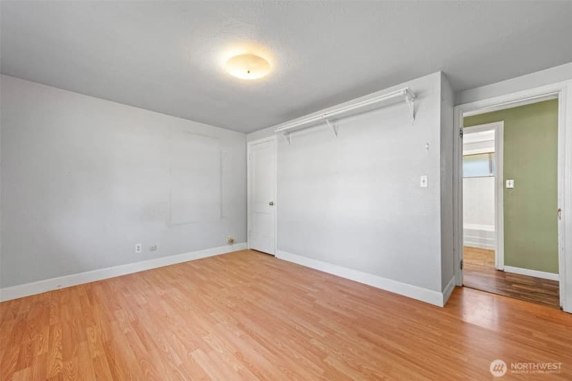 Property photo for 11419 Crestwood Drive S, Seattle photo 13