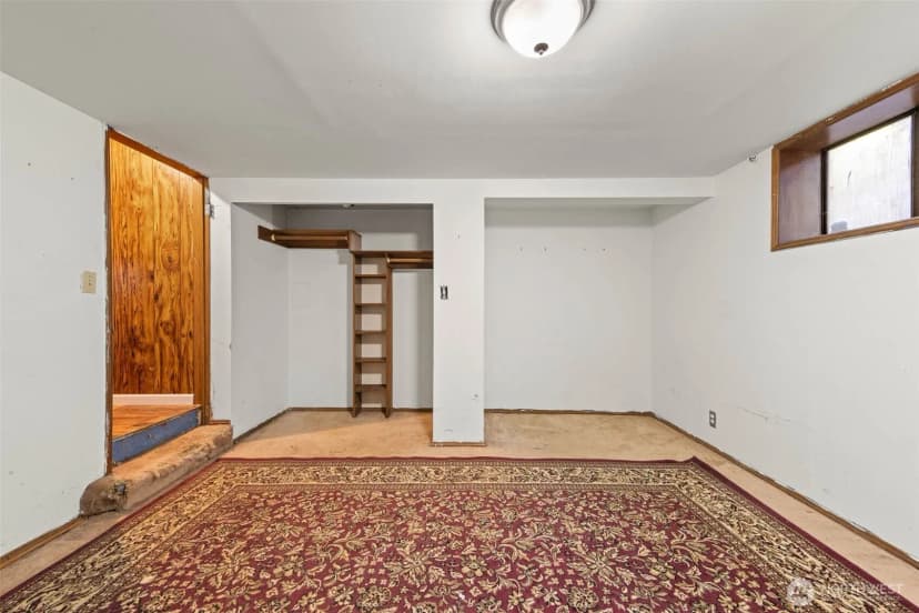 Property photo for 11419 Crestwood Drive S, Seattle photo 18