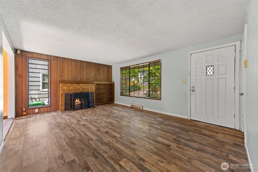 Property photo for 11419 Crestwood Drive S, Seattle photo 4