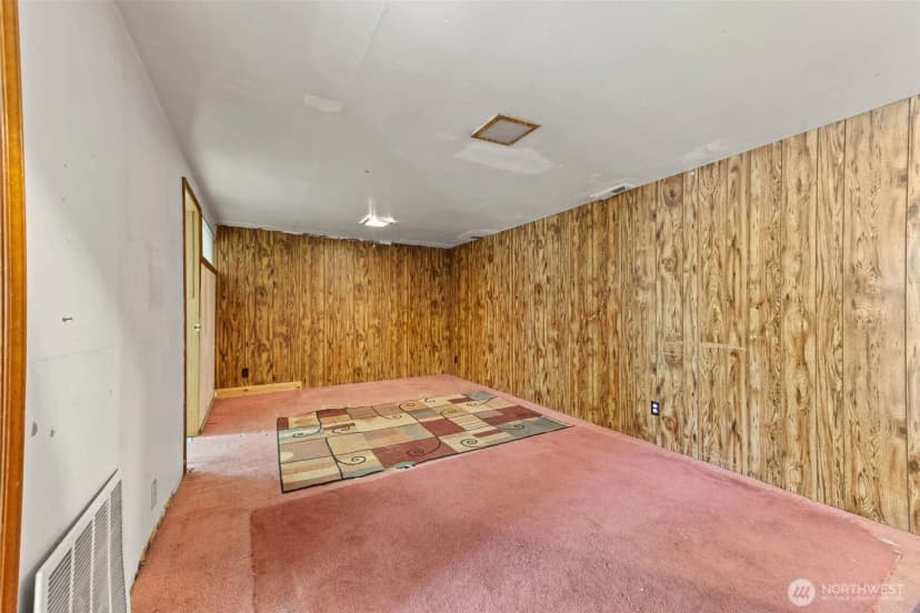 Property photo for 11419 Crestwood Drive S, Seattle photo 22