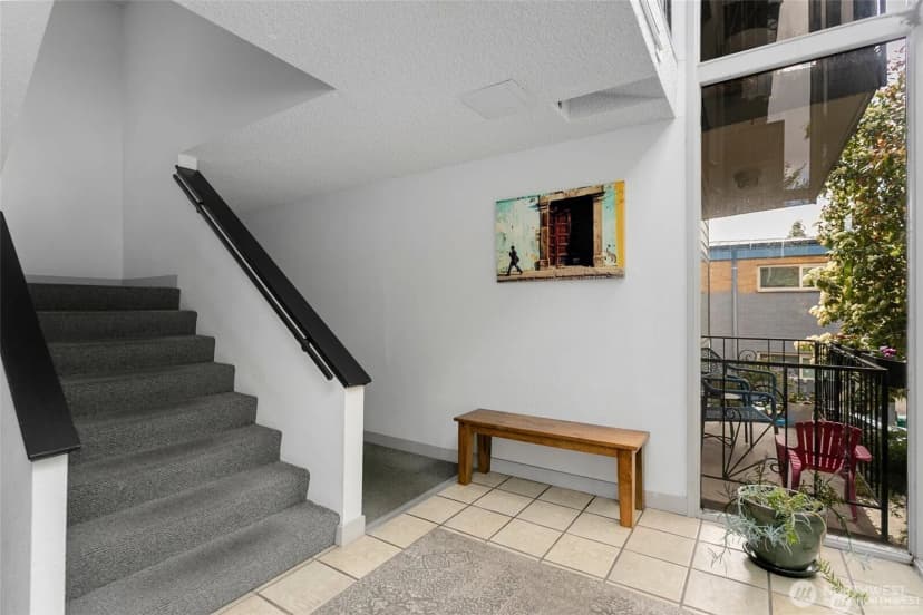 Property photo for 6110 24th Avenue Nw #203, Seattle photo 23