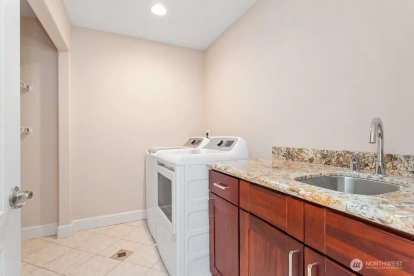 Property photo for 33408 42nd Avenue Sw, Federal Way photo 33