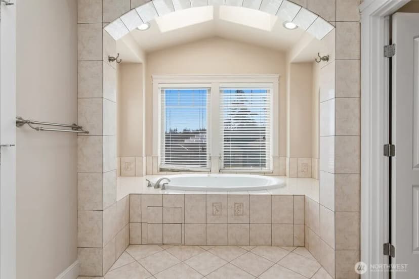 Property photo for 33408 42nd Avenue Sw, Federal Way photo 21