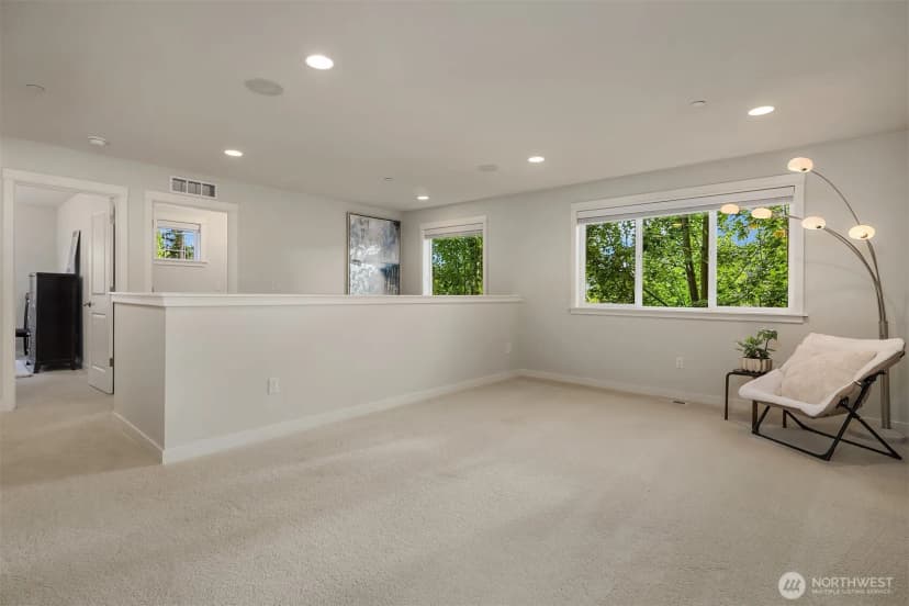 Property photo for 5529 165th Place Sw, Lynnwood photo 16