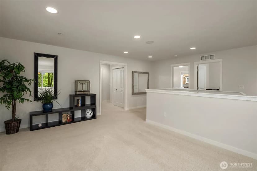 Property photo for 5529 165th Place Sw, Lynnwood photo 17