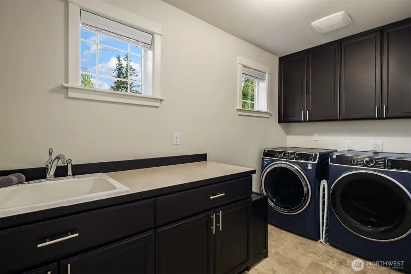 Property photo for 5529 165th Place Sw, Lynnwood photo 28