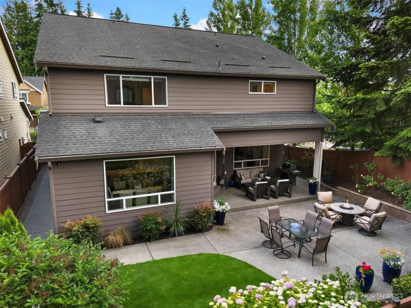 Property photo for 5529 165th Place Sw, Lynnwood photo 2