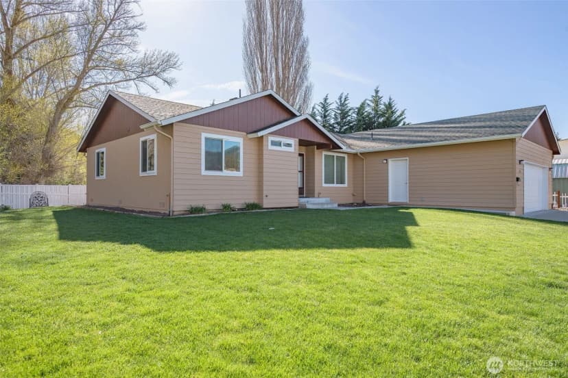 Property photo for 224 Vine Street, Cashmere