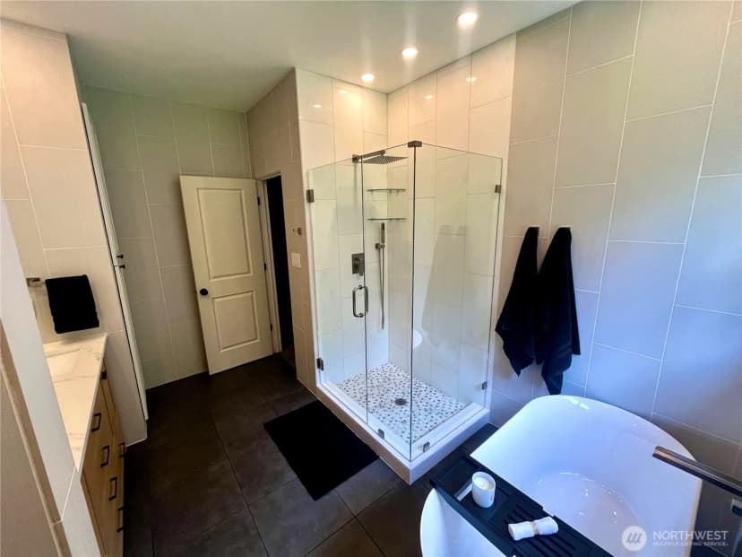 Property photo for 1405 175th Avenue Ne, Snohomish photo 16