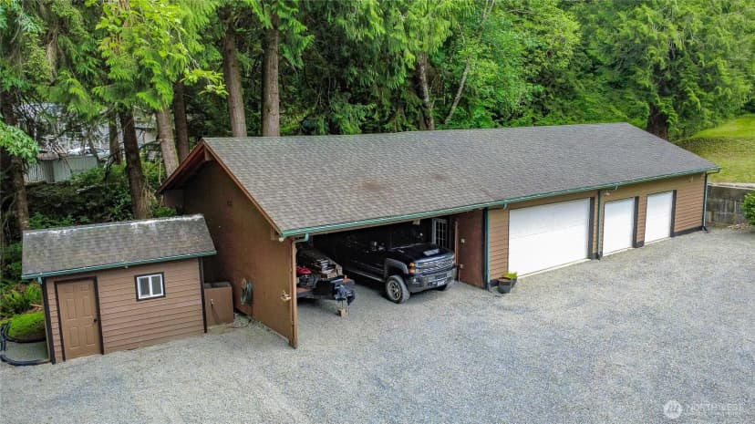 Property photo for 1405 175th Avenue Ne, Snohomish photo 5