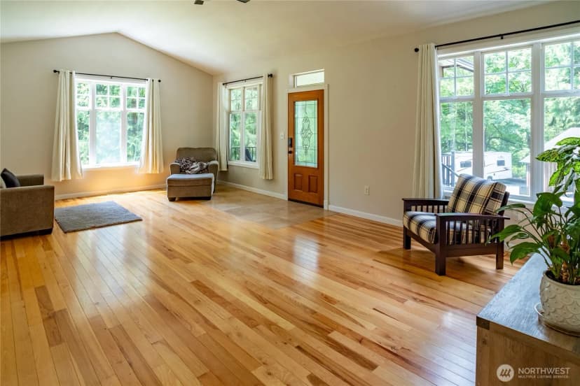 Property photo for 1405 175th Avenue Ne, Snohomish photo 11