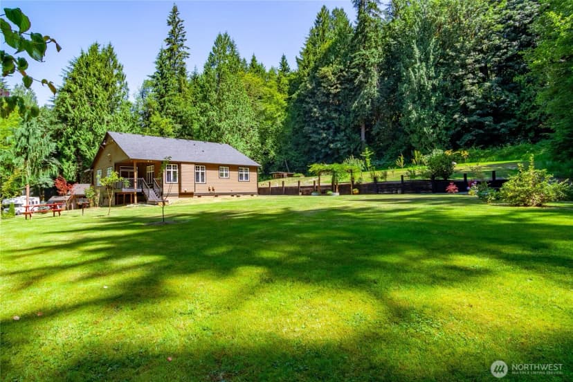 Property photo for 1405 175th Avenue Ne, Snohomish photo 24