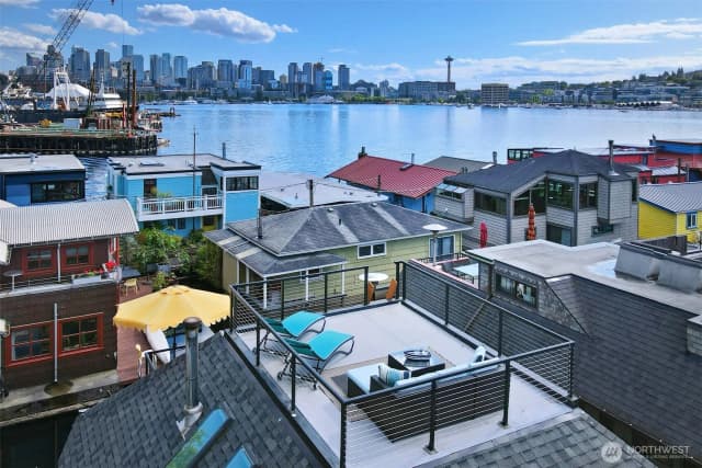 Property photo for 2019 Fairview Avenue E #b, Seattle photo 2