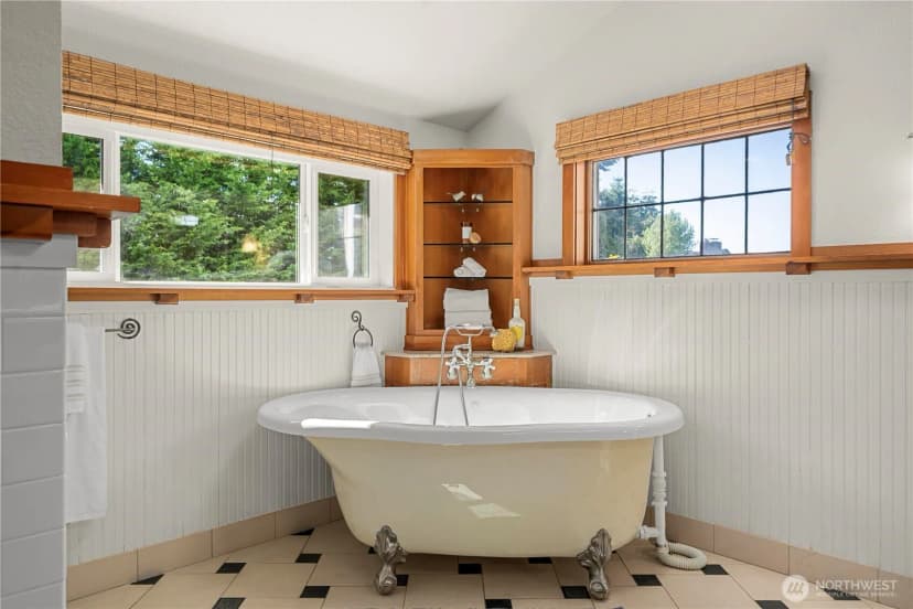 Property photo for 6208 Browns Point Boulevard Ne, Tacoma photo 19