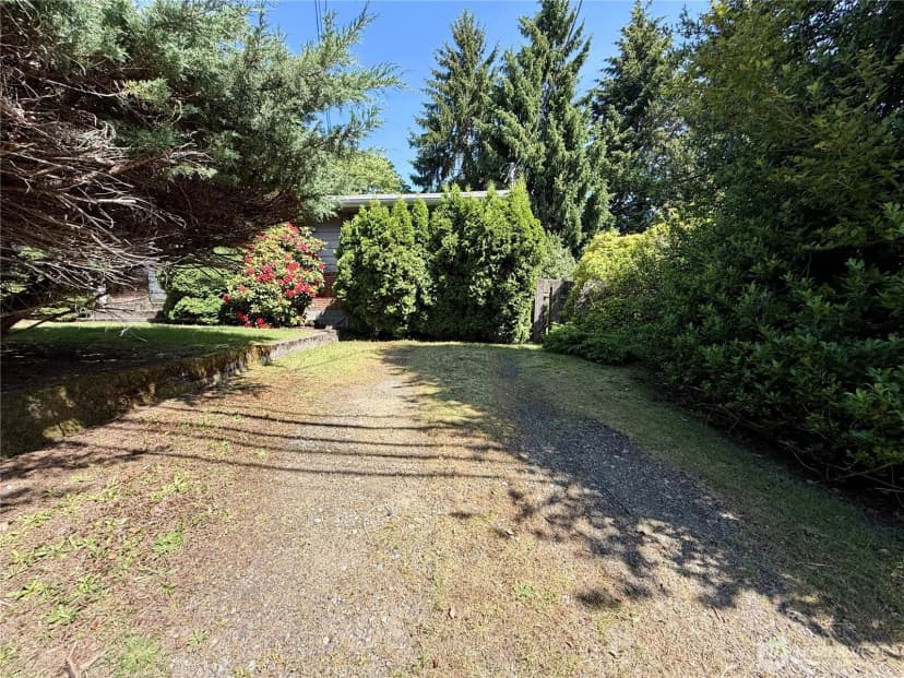 Property photo for 2538 Ne 107th Street, Seattle photo 18