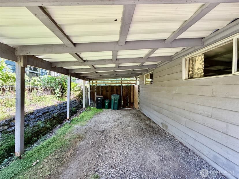 Property photo for 2538 Ne 107th Street, Seattle photo 15