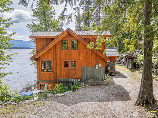 Property photo for 16120 Cedar Brae Road, Leavenworth photo 2