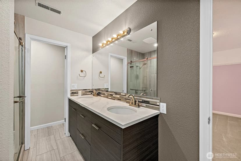 Property photo for 6718 76th Street W, Lakewood photo 35