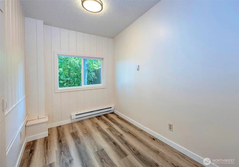 Property photo for 5700 212th Street Sw, Mountlake Terrace photo 11