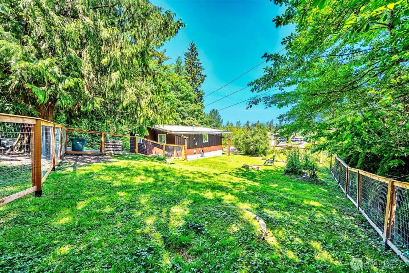 Property photo for 5700 212th Street Sw, Mountlake Terrace photo 14
