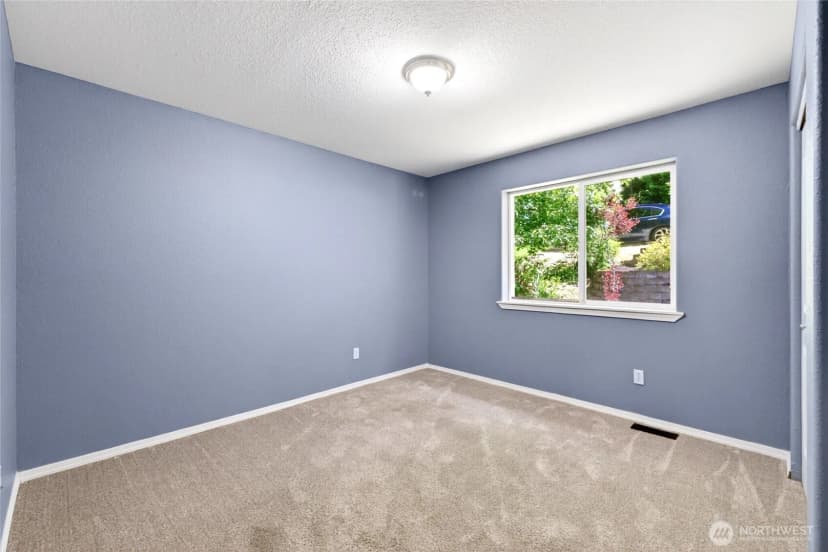 Property photo for 17939 Upland Drive Se, Yelm photo 15